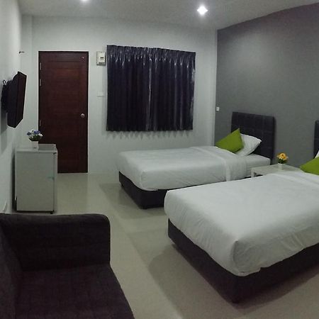 The Clover Lampang Exterior foto